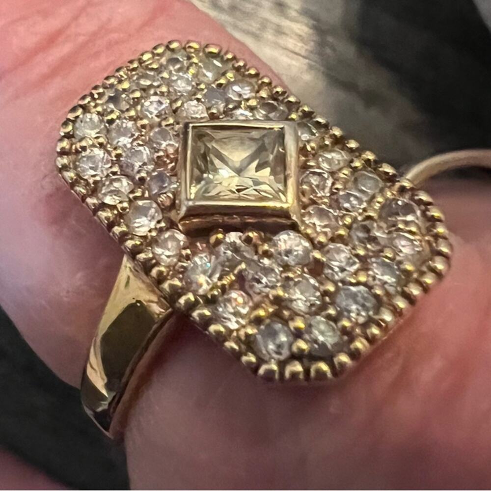 Gold-Tone Size 9 Ring Rectangular Clear Stone - image 2